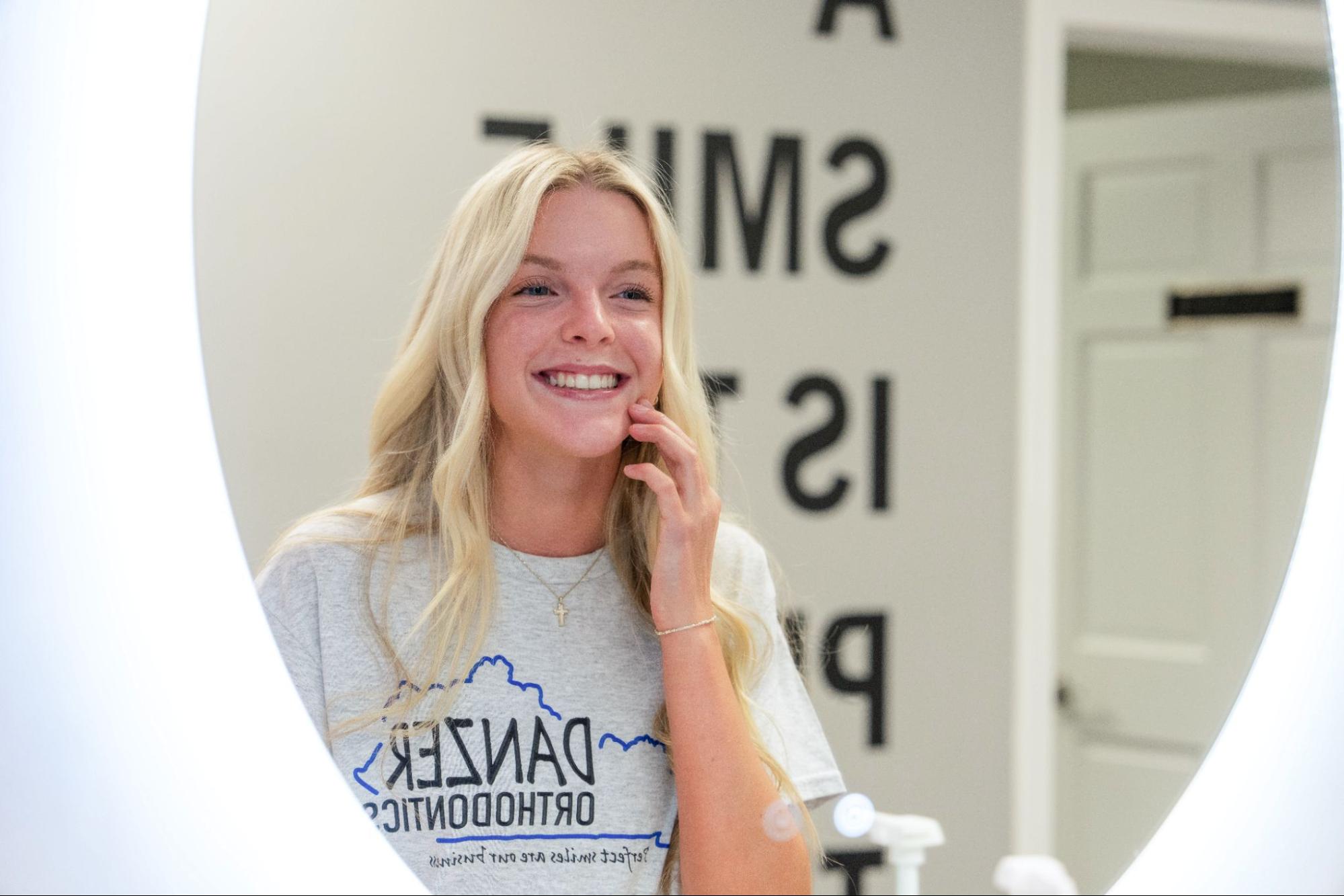What Is the Process of Getting Fitted for Custom Clear Aligners?